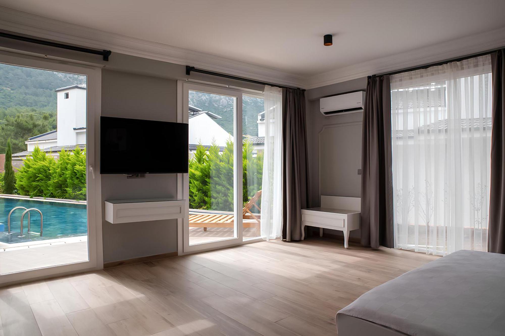 Отель Ramada By Wyndham Fethiye Oludeniz Adult Only Экстерьер фото