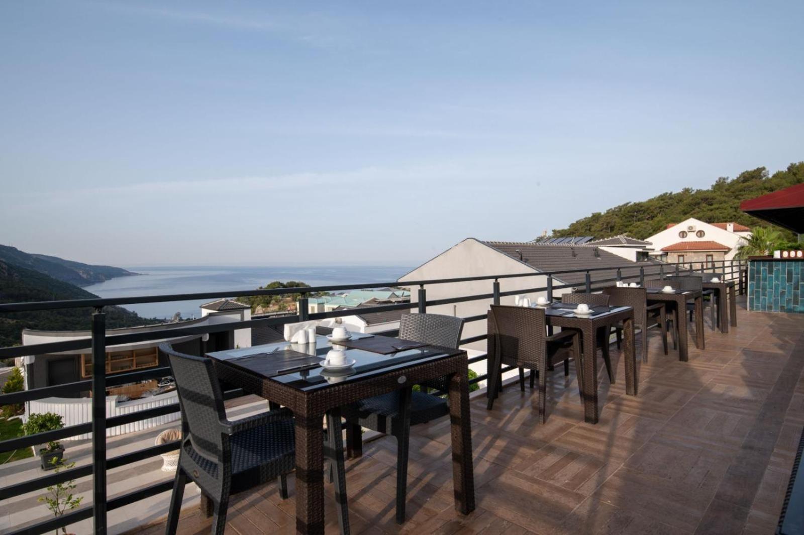Отель Ramada By Wyndham Fethiye Oludeniz Adult Only Экстерьер фото