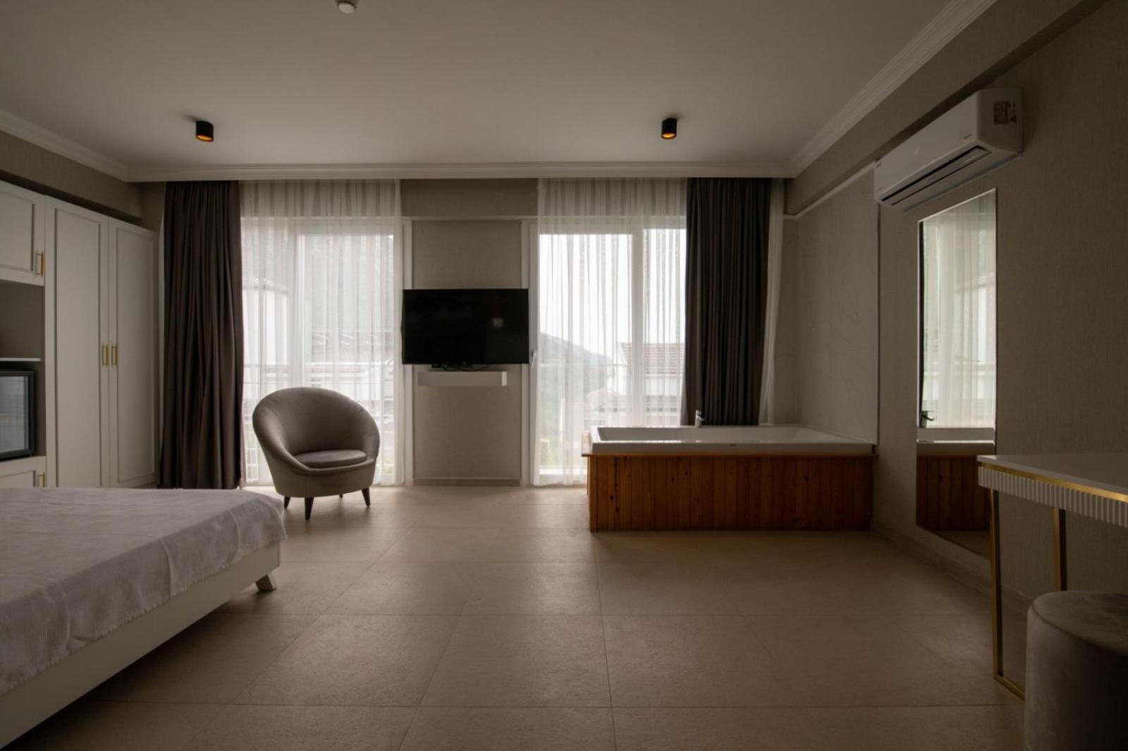 Отель Ramada By Wyndham Fethiye Oludeniz Adult Only Экстерьер фото